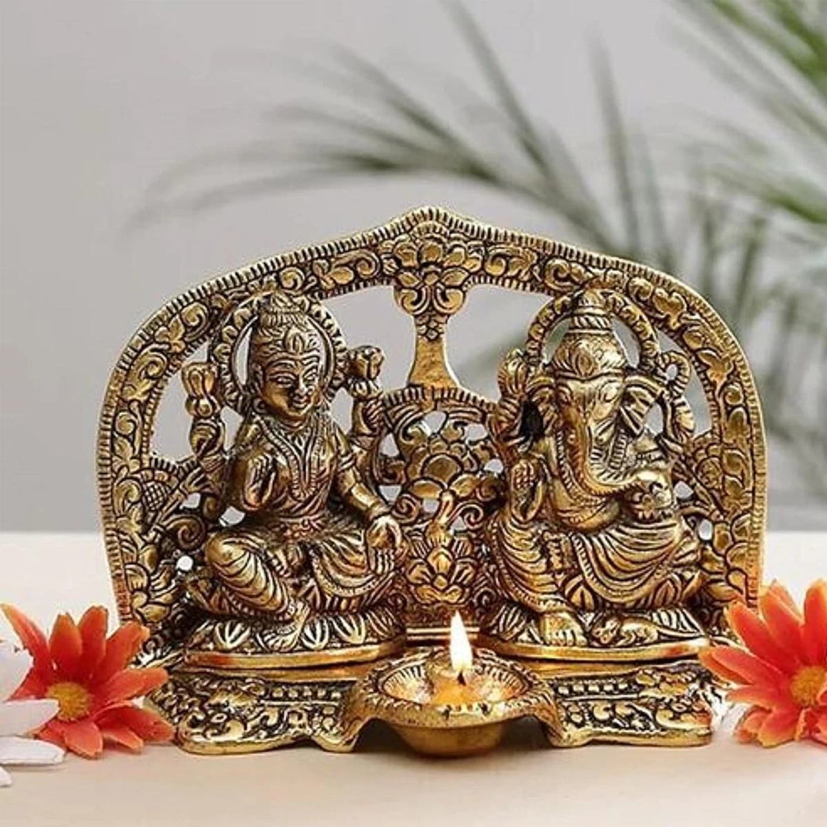 Heaven Decor Laxmi Ganesh God Idol Decorative Murti With Diya